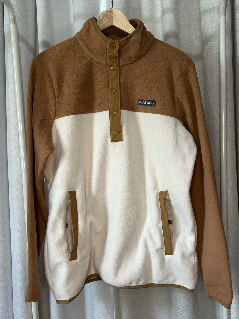 🏔️COLUMBIA Two-Tone Snap Pullover — Brown & Cream - Picture 2 of 5